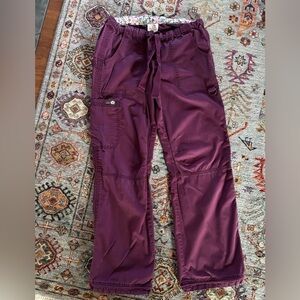 Koi "Lindsey" Kathy Peterson Scrub Pants Small